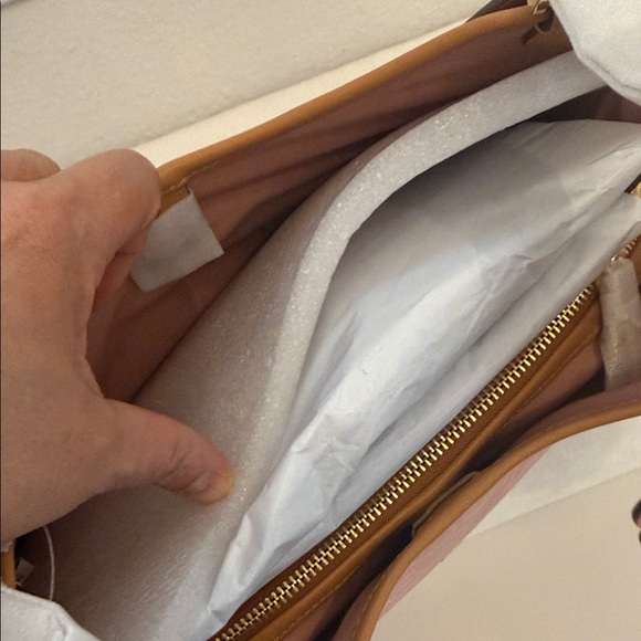 NWT Coach CEL13 Erin Shoulder Bag In Signature Canvas With Charms Powder Pink - Picture 10 of 11